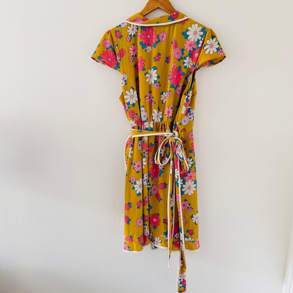 ModCloth Retro Daytime Dapper Mustard Yellow Floral Wrap Dress - Picture 4 of 6